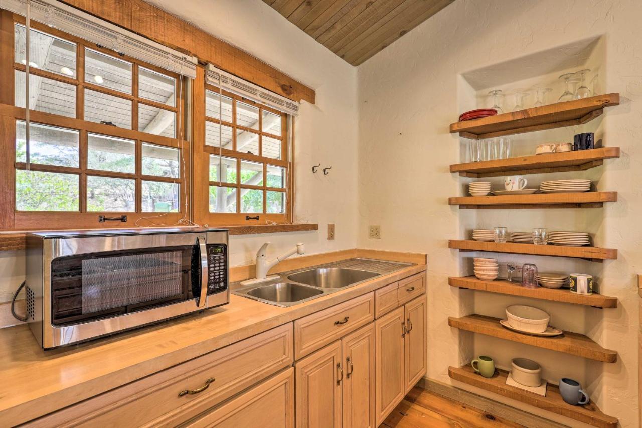 Bright Prescott Studio With Thumb Butte Views! Exteriör bild