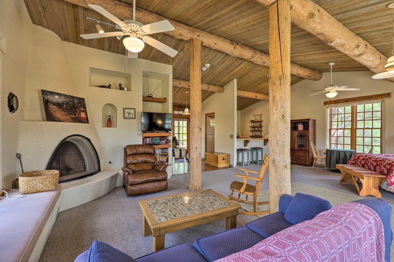 Bright Prescott Studio With Thumb Butte Views! Exteriör bild